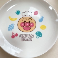アンパンマン食器セット　ガスト
の画像