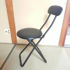 折りたたみ椅子