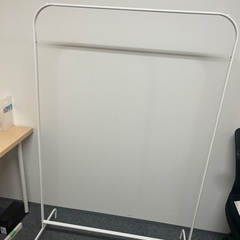 取りにきていただけ方ハンガーラック