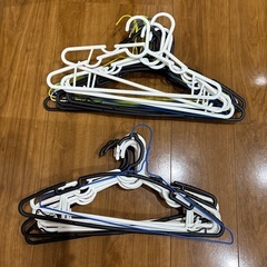 ハンガー　３０本ほど