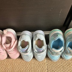 女児　スニーカー　靴　15.0cm 16.0cmの画像