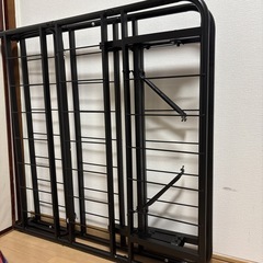 折りたたみ式パイプベッド