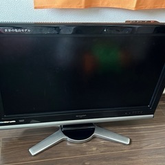 シャープ　AQUOS 32V 液晶テレビ
