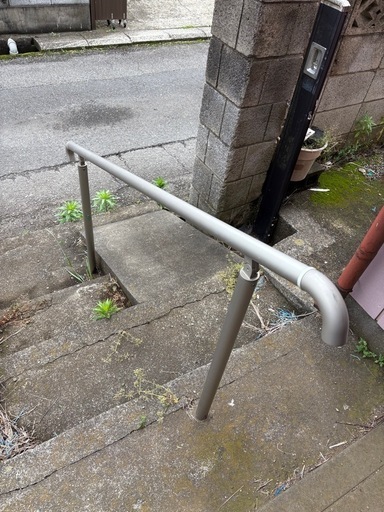 階段　手すり　介護