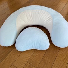 授乳クッション　サポートクッション付き　エールべべ