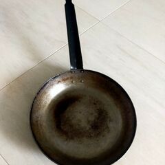鉄鍋　フライパン　蓋付きの画像