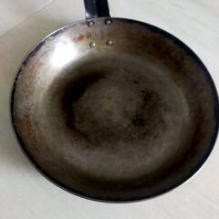 鉄鍋　フライパン　蓋付きの画像