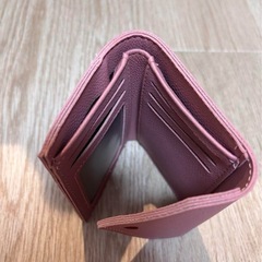 ピンクミニ財布 三つ折財布の画像