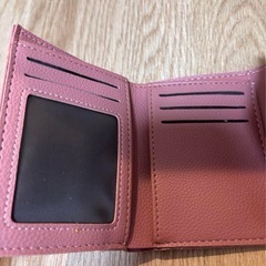 ピンクミニ財布 三つ折財布の画像