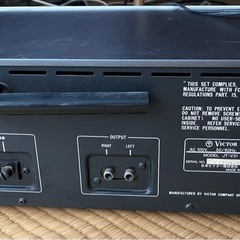 レコードプレイヤーとアンプ
