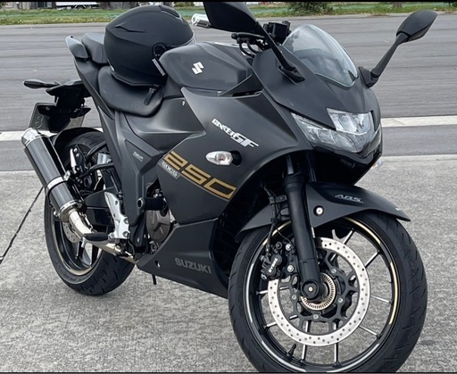 スズキ SUZUKI GIXXER sf 250