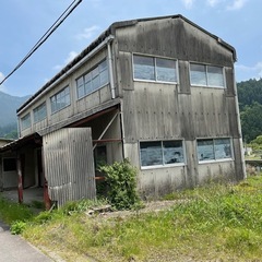 津市美杉村太郎生の貸し倉庫！広いです！