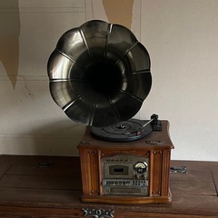 蓄音機型CD &レコードプレイヤー