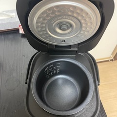 炊飯器の画像