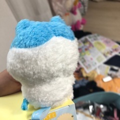 ハチワレのピタっとくっつくやつの画像