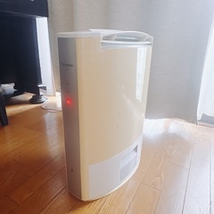 (衣類乾燥機能付き)除湿機