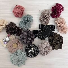 ハンドメイド　 手芸用リボン　飾り素材　装飾品　大量　アクセサリーまとめ売りの画像