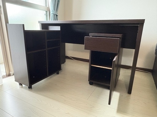 デスクセット(ニトリ:トリプロ 119 DBR) (ラム) 都城のテーブル