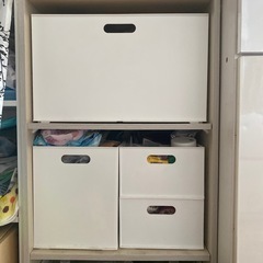 ニトリ　カラーボックスのケースを探しています