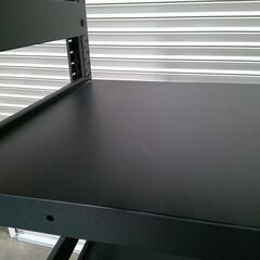 OKAMURA　ブラックフレームスチール棚の画像