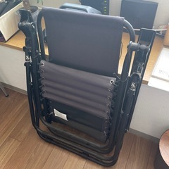 折りたたみリクライニングチェアの画像