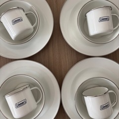 Coleman コールマン　アウトドア　食器セットの画像