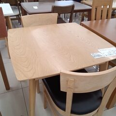★ジモティ割あり★  ダイニングセット ベージュ H70×D80...