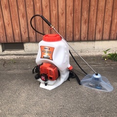 【ほぼ未使用】
除草剤散布の作業に最適。 