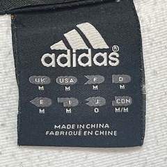 adidas ジャージの画像