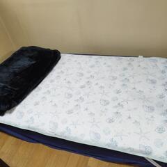 マットレス、敷きパッド、毛布