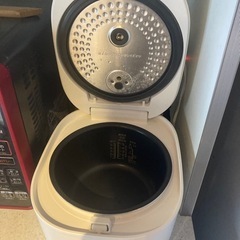 炊飯器5.5合の画像