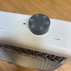 【無料】アイリスオーヤマ電気ストーブ(‘22年製)の画像