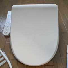 東芝　TOSHIBA　温水洗浄便座　SCS-T160の画像