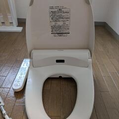 東芝　TOSHIBA　温水洗浄便座　SCS-T160の画像