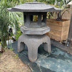 雪見灯籠の画像