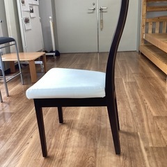 ダイニングチェア【町田市再生家具】　250524