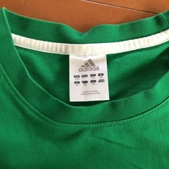 adidas Tシャツ【サイズ160】の画像