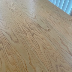 ナチュラル木製長方形ダイニングテーブルの画像