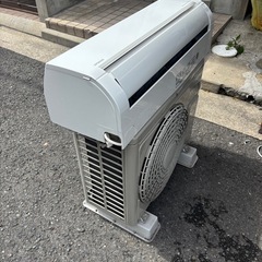 標準取付費込み🌸ECOモード搭載　HITACHI2020年製6畳〜8畳の画像