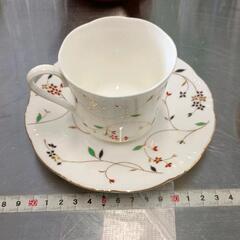 0521-152 カップ&ソーサー　ジャスミン