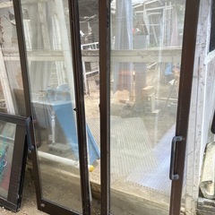 ガラス戸