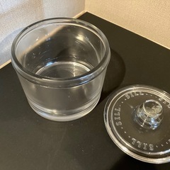 蓋付きガラス器の画像