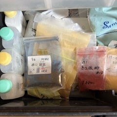 日本画　顔料の画像