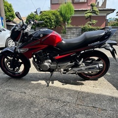 スズキGSR250の画像