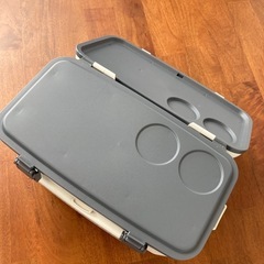 クーラーボックス　クールオアシス　BBQ テーブル　食器　の画像