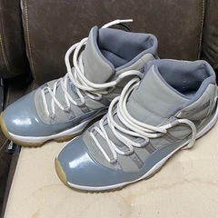 AIR JORDAN 11 グレー　28cm