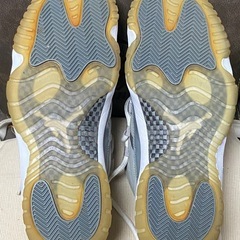 【6/30まで限定値下げ】 AIR JORDAN 11 グレー　28cmの画像