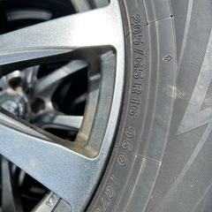 ヨコハマ冬タイヤ　205/65R16の画像