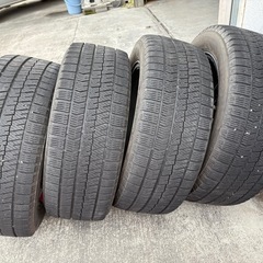 トヨタ平座用
205/55R16スタッドレスの画像