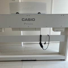 電子ピアノ
の画像